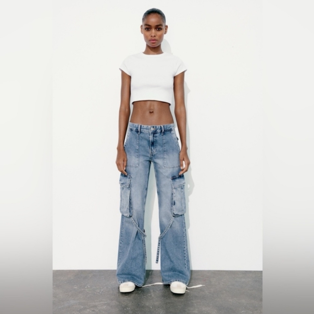 Zara Wide Leg Cargo Jeans Size 10